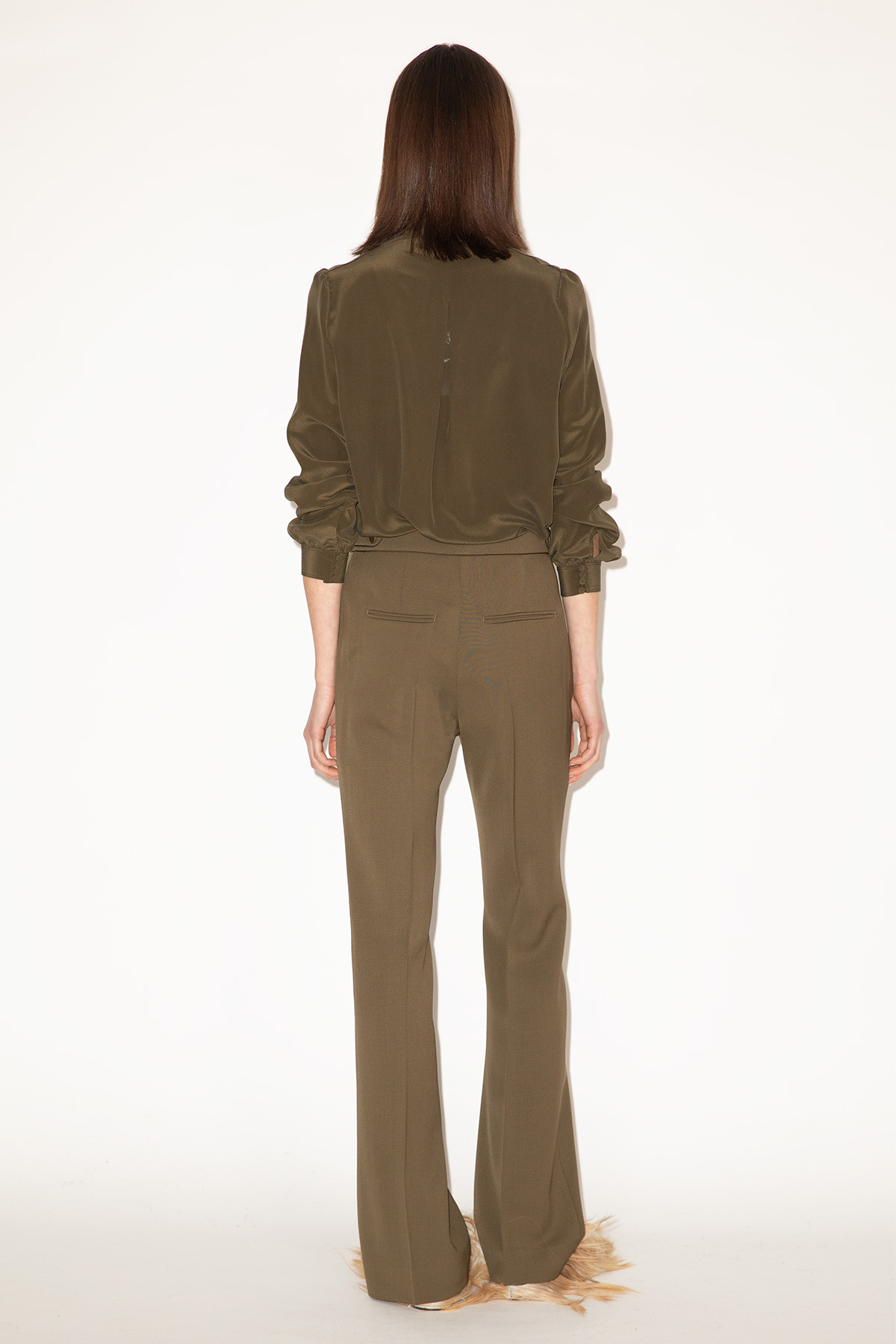 2025_DHeinrich-1414-Chelsea-Blouse-&-Boot-Cut-Pants