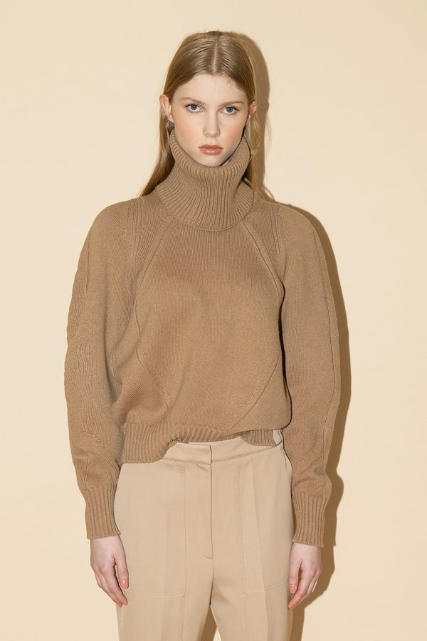 Turtle-Neck-Bomber-Sweater-camel---Front