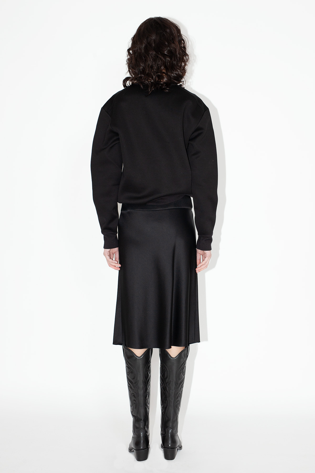 dheinrich-Black-Mercerised-Cotton-Double-Face-Sweatshirt-&-Black-Bias-Cut-Fake-Wrap-Skirt_09-14