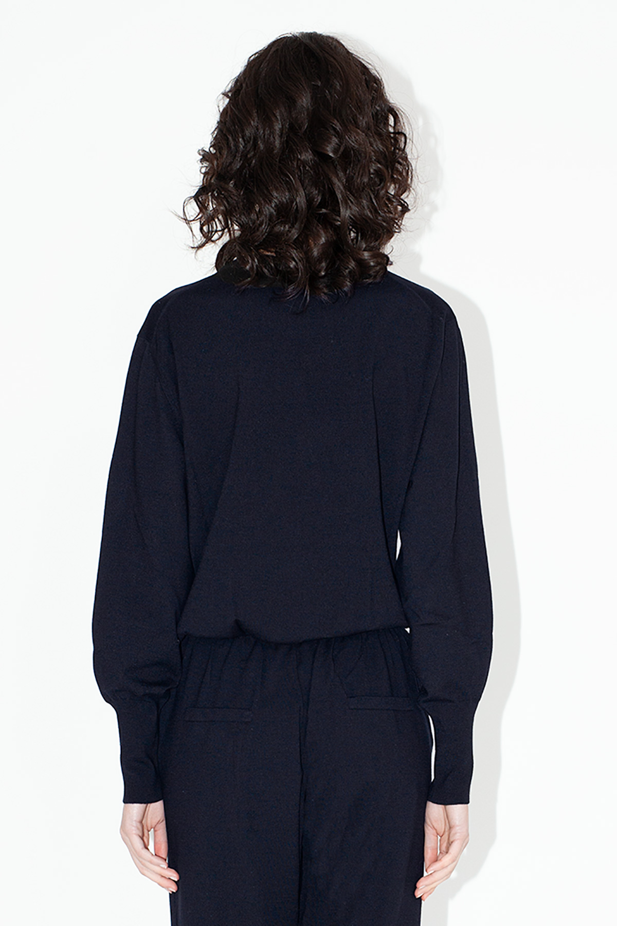 dheinrich-Night-Blue-18GG-Merino-Sweatshirt_08bb-11