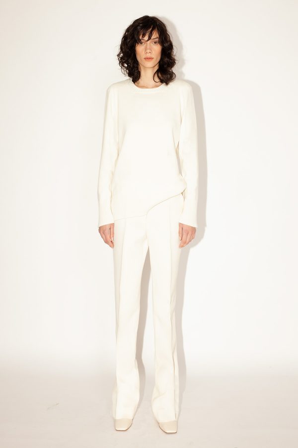 dheinrich-Off-White-Cashmere-Blend-Long-Sweater-&-Off-White-Wool-High-Rise-Boot-Cut-Pants_32-3