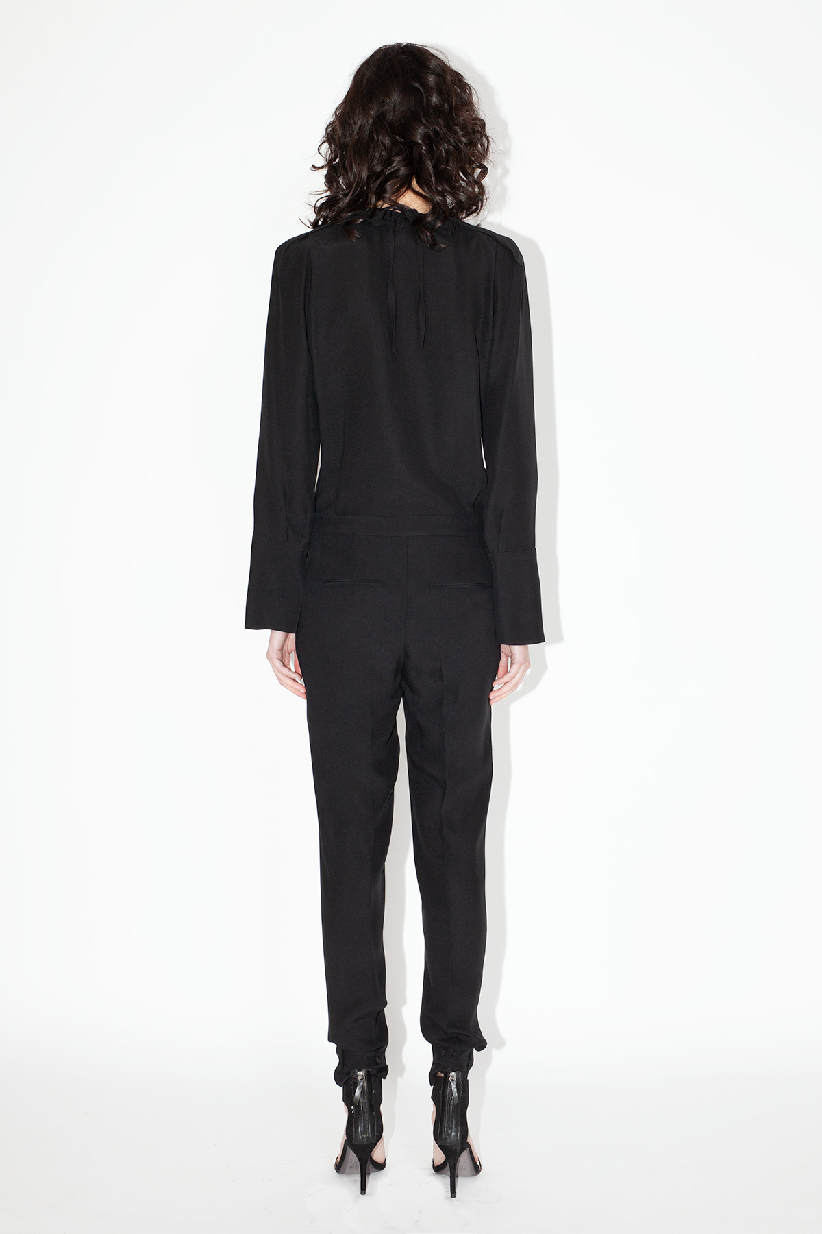 dheinrich-Black-Cady-Jumpsuit-with-Detachable-Plissee-Plastron_13-16