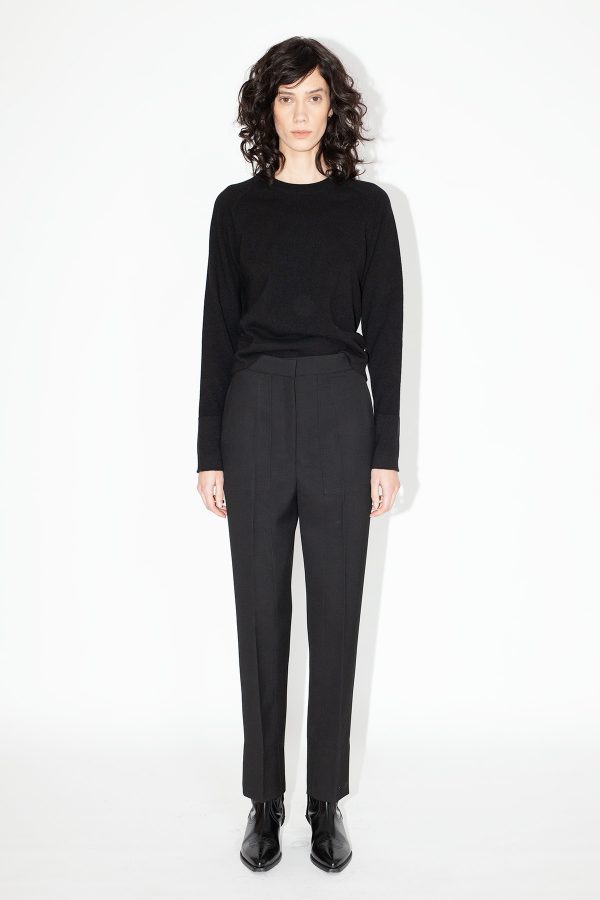 dheinrich-Black-Cashmere-Blend-Crew-Neck-Sweater-(12GG)-&-Black-Grain-de-Poudre-High-Waist-Slim-Pants_12-37
