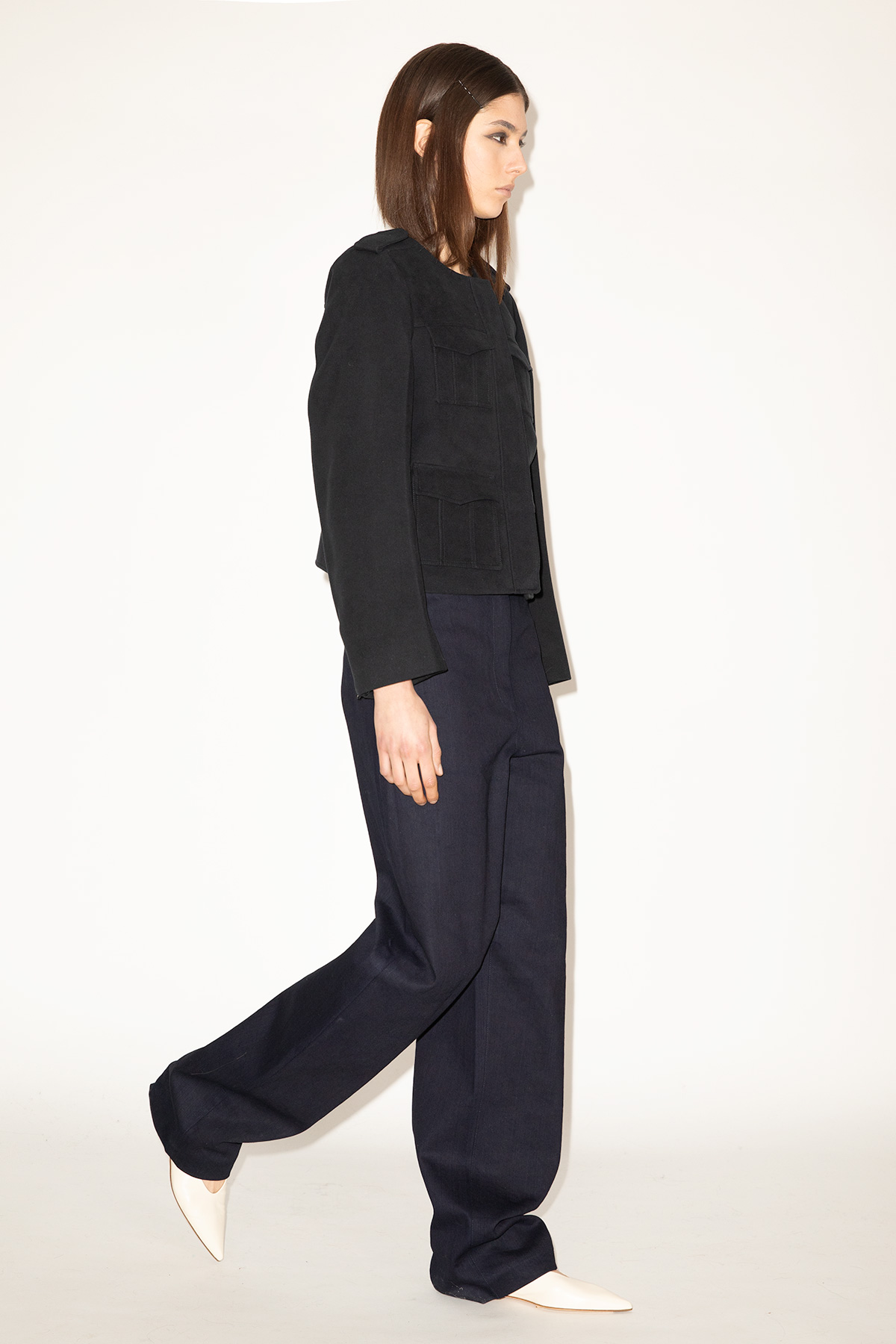 2025_DHeinrich-796-Cropped-Military-Jacket-&-Night-Blue-Barrel-Leg-Jeans