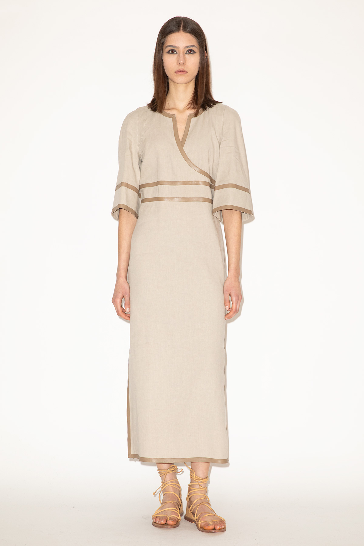 2025_DHeinrich-1327-Beige-Caftan-Dress