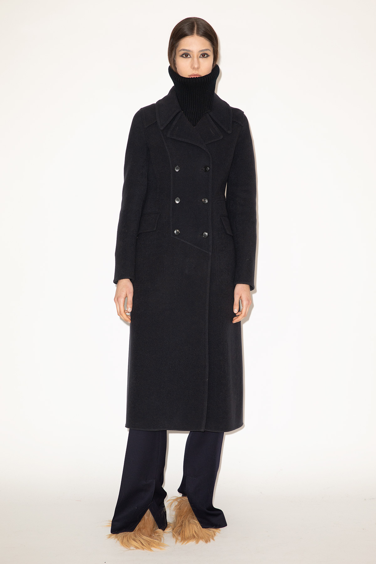 2025_DHeinrich-1033-Redingote