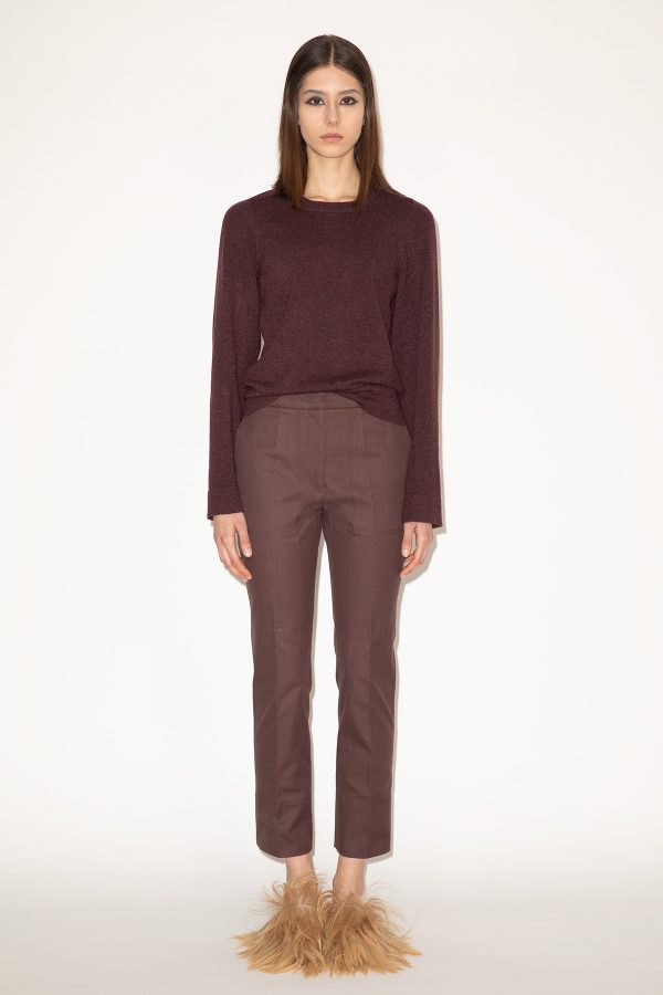 2025_DHeinrich-1155-Oxblood-Barrel-Sleeve-Sweater-&-Oxblood-Ruby-Pants