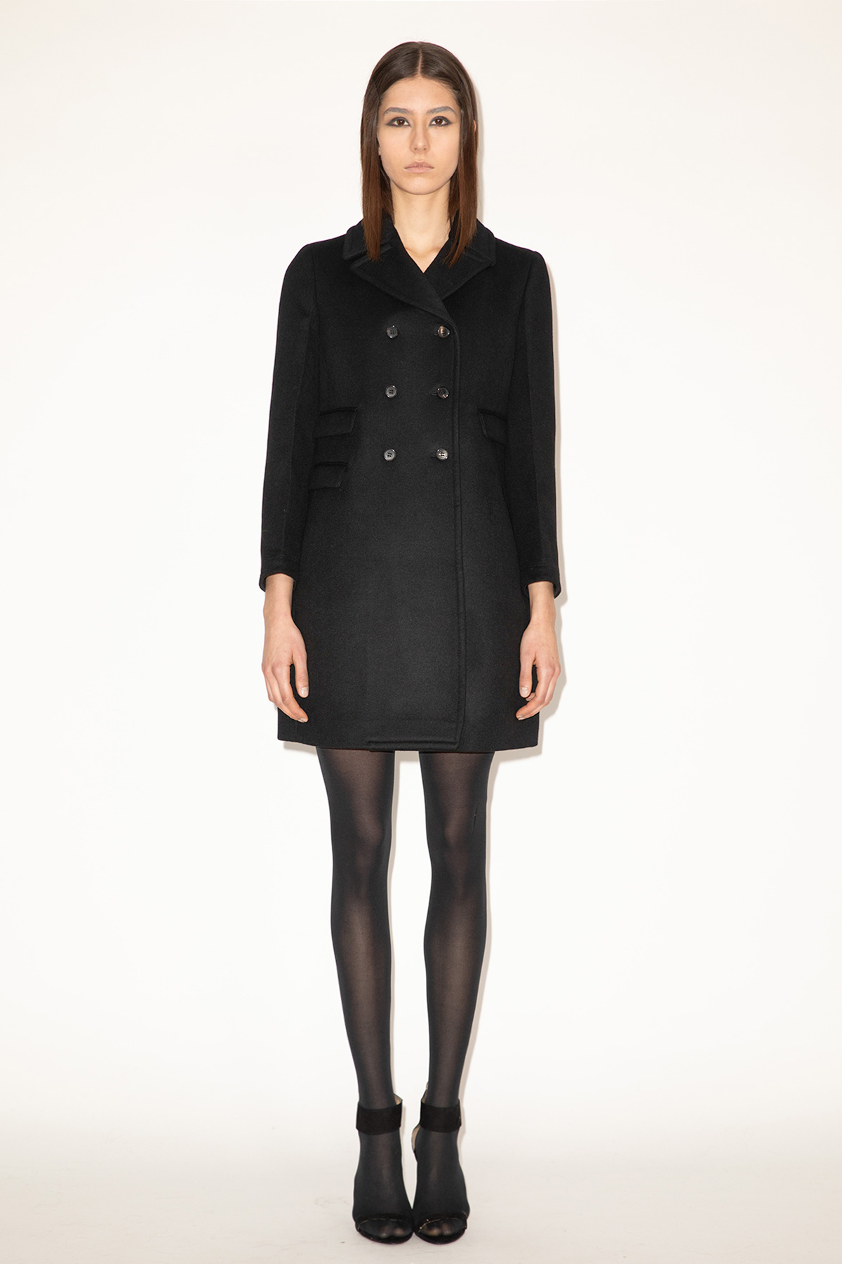 2025_DHeinrich-491-Black-Cashmere-Blend-Beatnik-Coat
