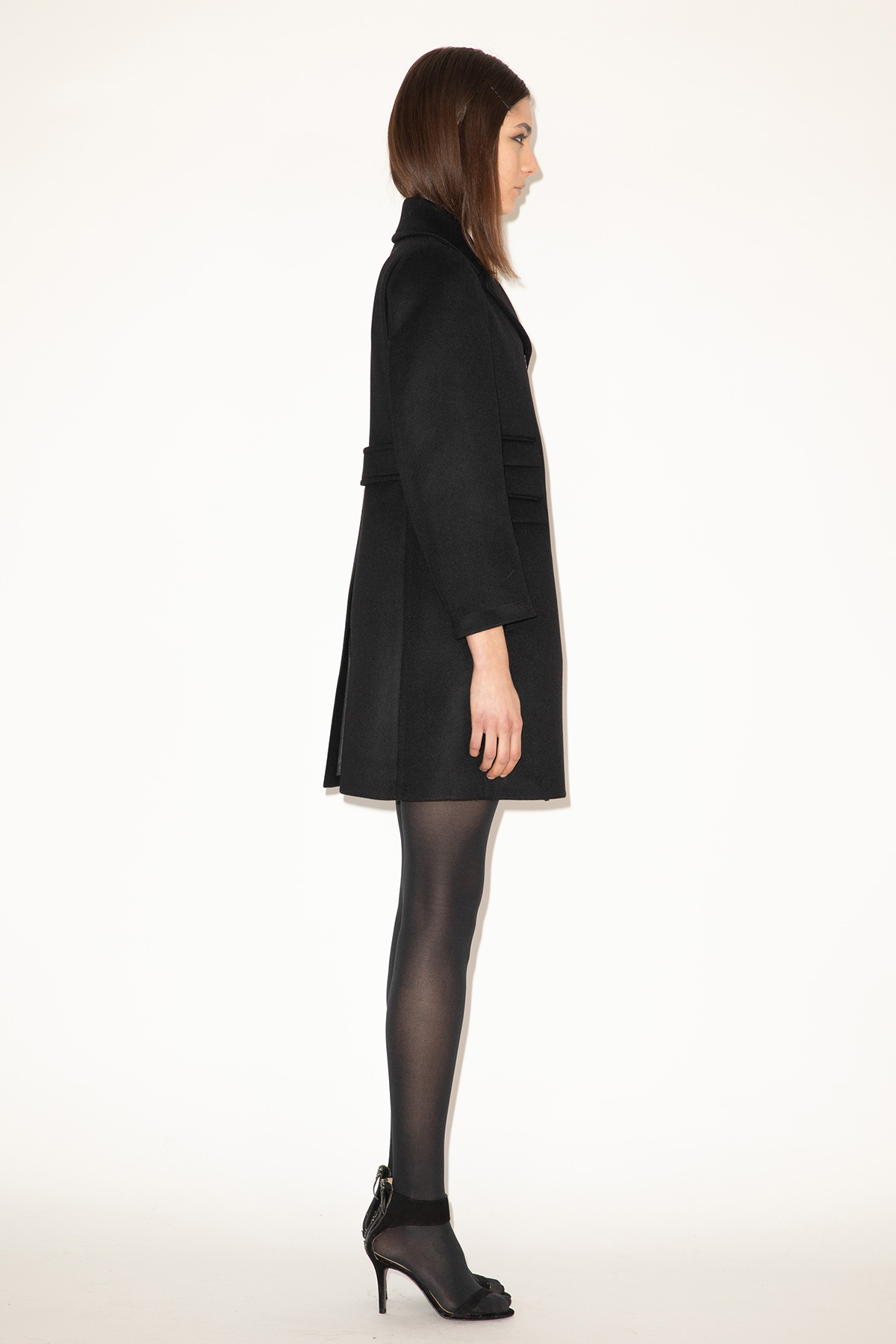 2025_DHeinrich-493-Black-Cashmere-Blend-Beatnik-Coat