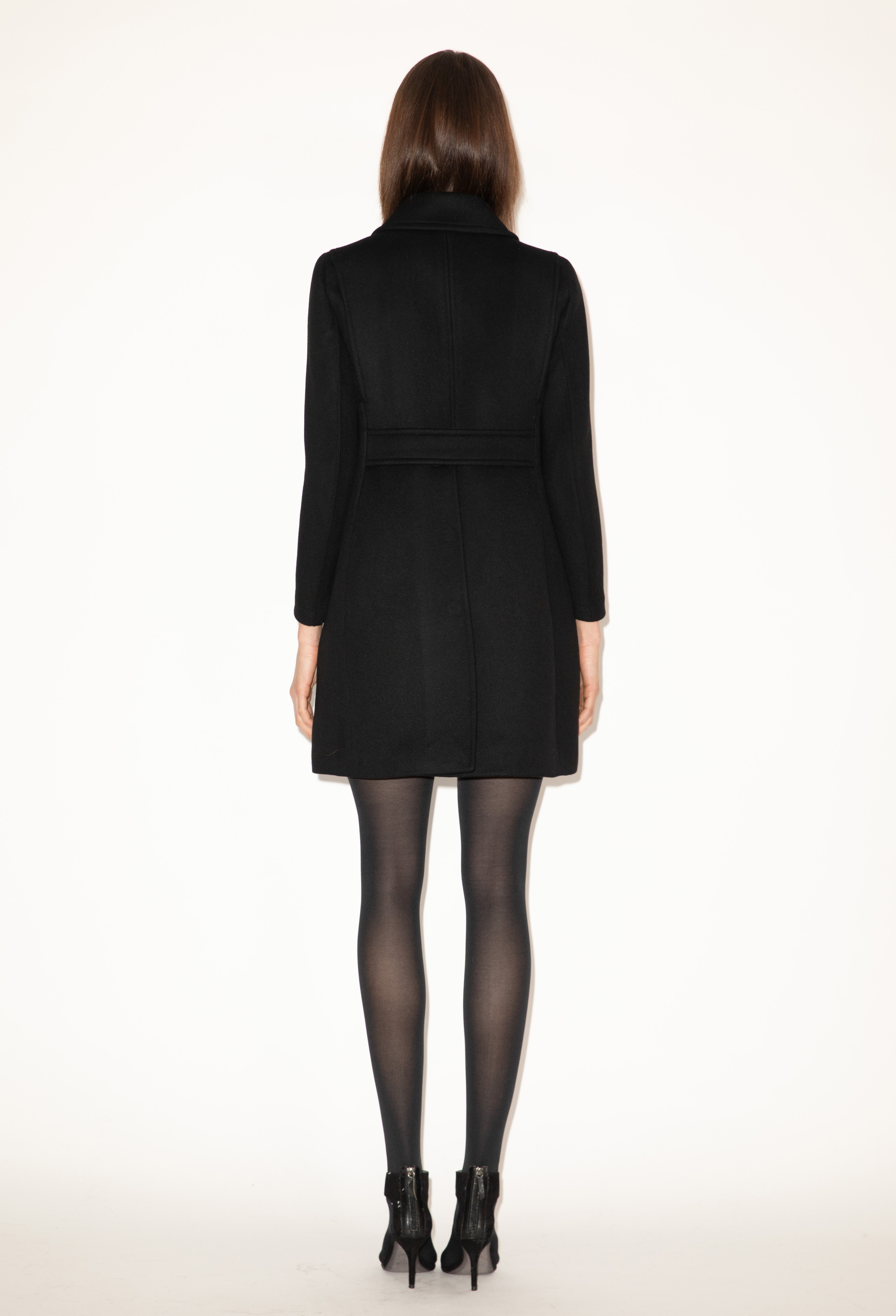 2025_DHeinrich-496-Black-Cashmere-Blend-Beatnik-Coat