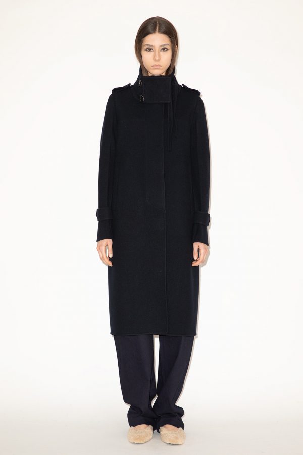 2025_DHeinrich-872-Dark-Navy-Montgomery-&-Barrel-Leg-Jeans