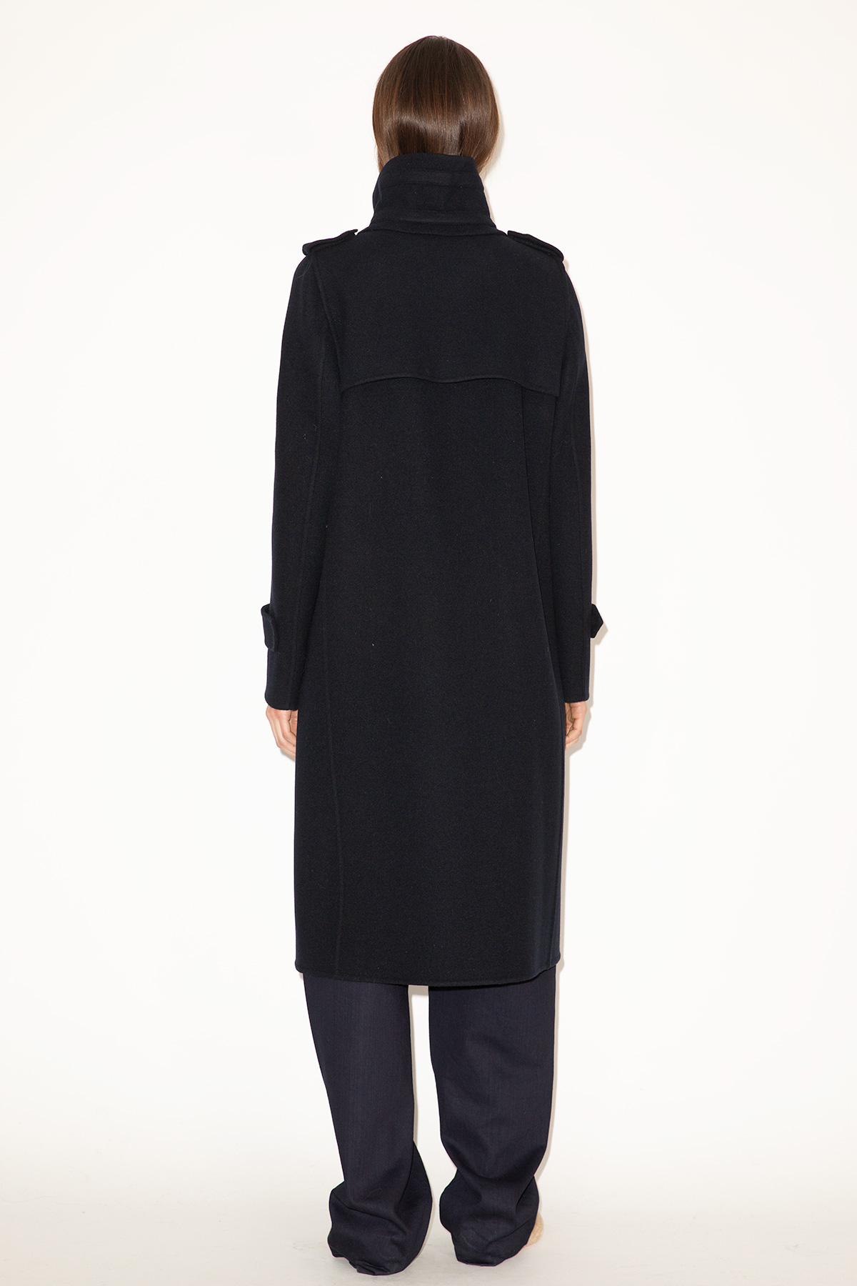 2025_DHeinrich-877-Dark-Navy-Montgomery-&-Barrel-Leg-Jeans