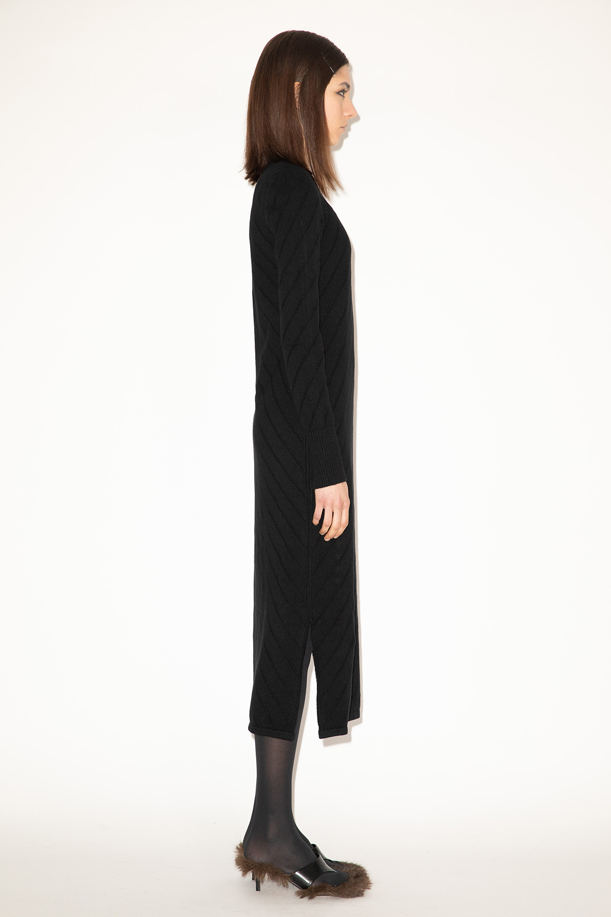 2025_DHeinrich-465-Black-Diagonal-Knit-Dress