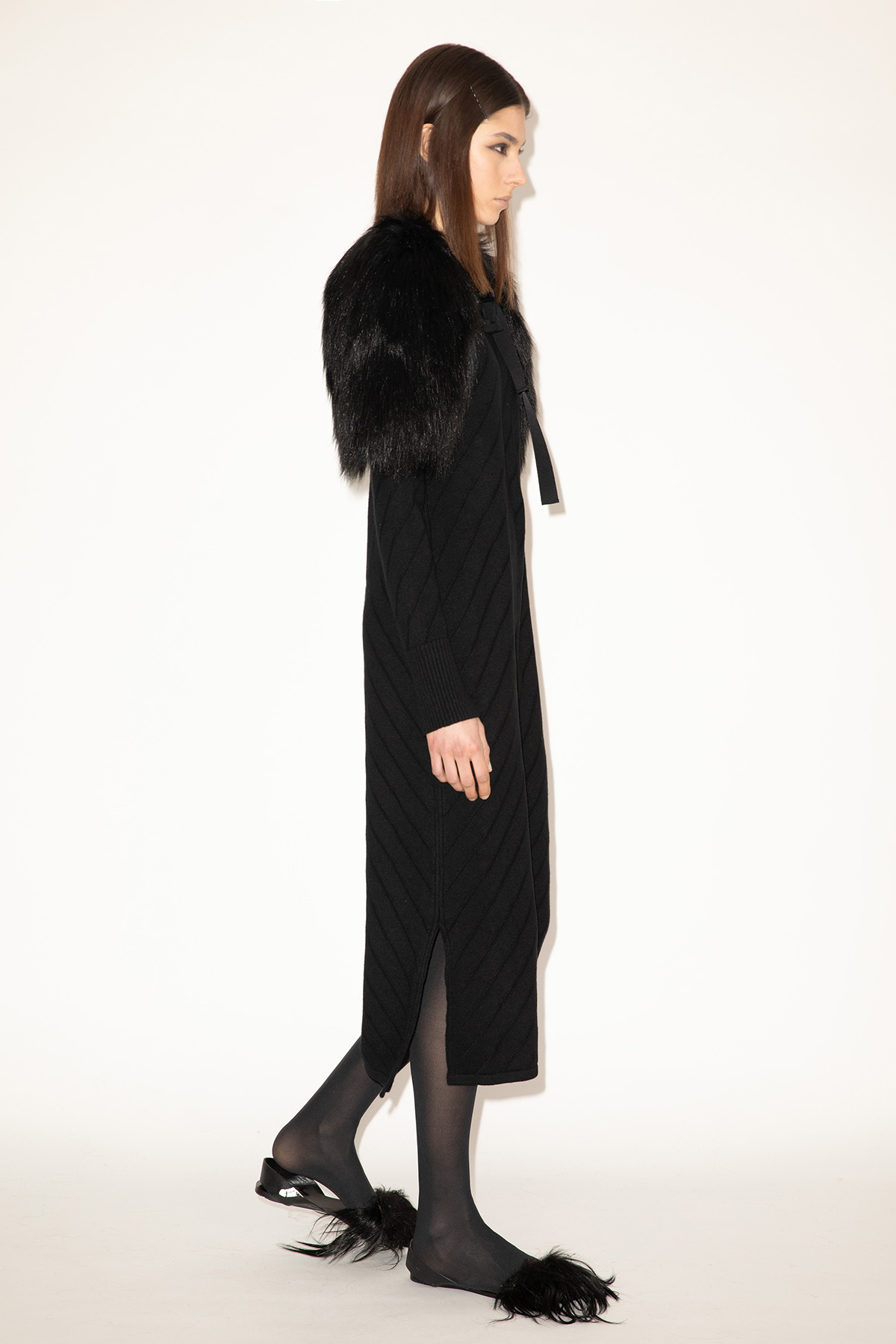 2025_DHeinrich-484-Black-Fake-Fur-Wings-&-Diagonal-Knit-Dress