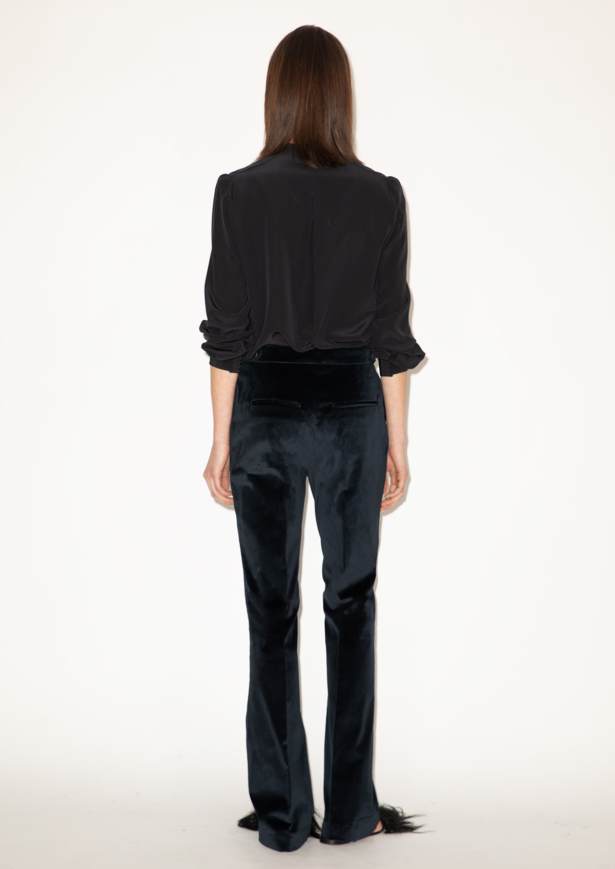 2025_DHeinrich-966-Chelsea-Blouse-+-Velvet-Boot-Cut-Pants