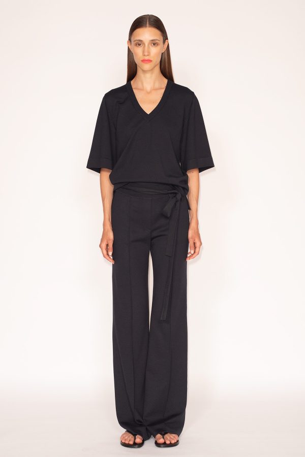Night-Blue-V-Neck-Knit-T-Shirt-+-Knit-Wide-Leg-Pants-282
