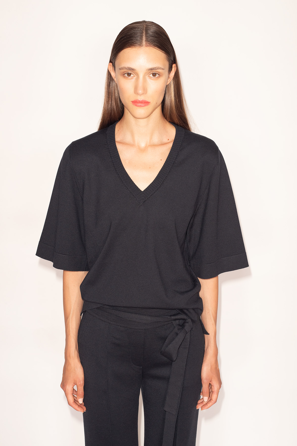 Night-Blue-V-Neck-Knit-T-Shirt-+-Knit-Wide-Leg-Pants-302